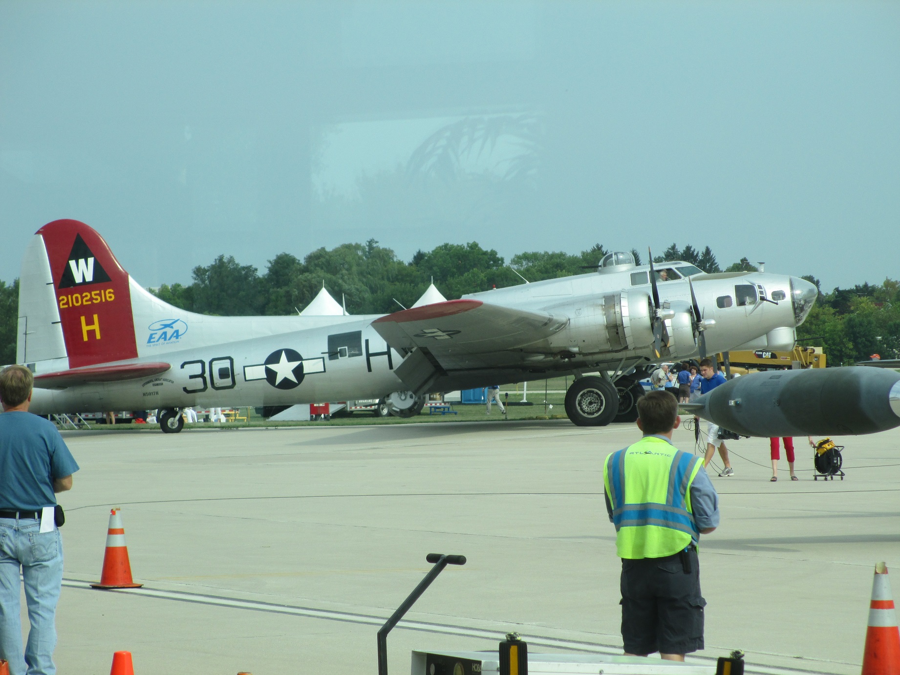 B-17 Profile
